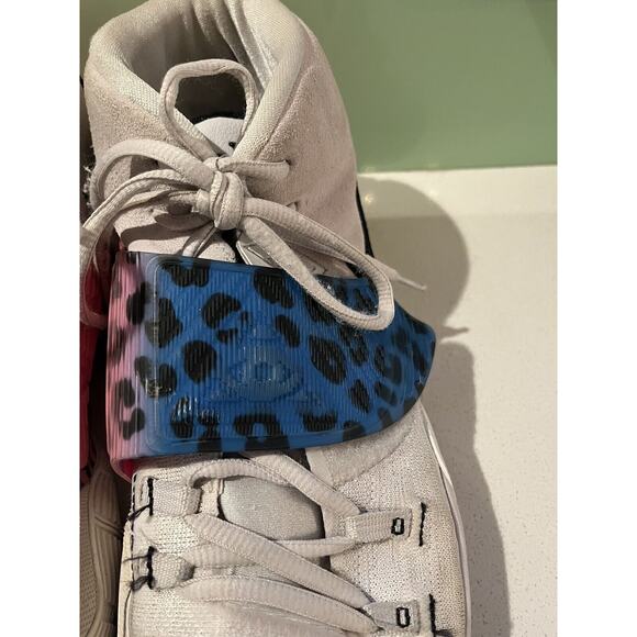 Size 13 - Nike Kyrie 6 Vast Grey 2020 main image 11
